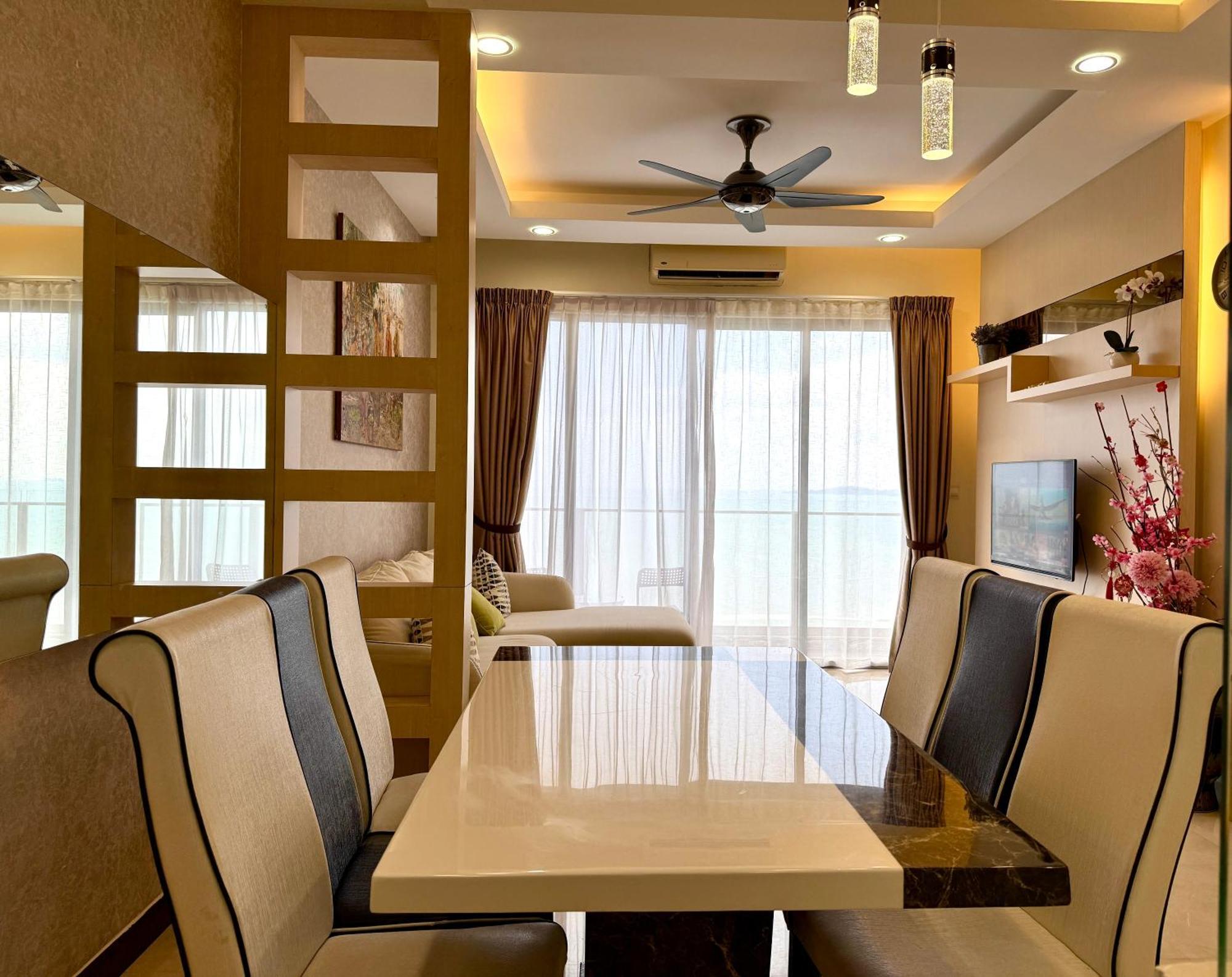 Vesta Home @ Silverscape Residence Melaka Номер фото